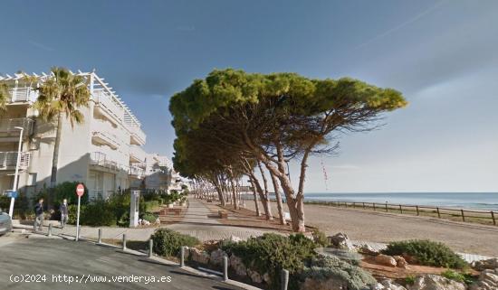 EN VENTA APARTAMENTO JUNTO  PLAYA DEL CARGADOR (CENTRO) - CASTELLON