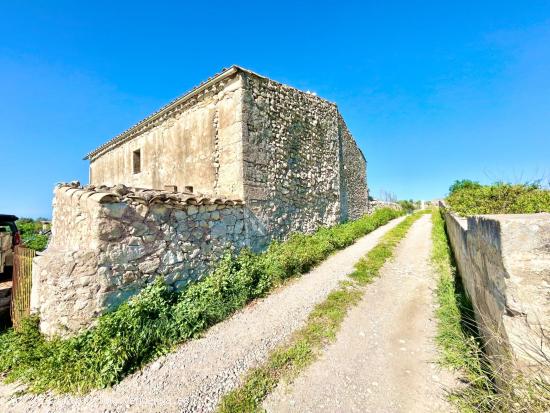 FINCA RÚSTICA LLUBÍ - BALEARES