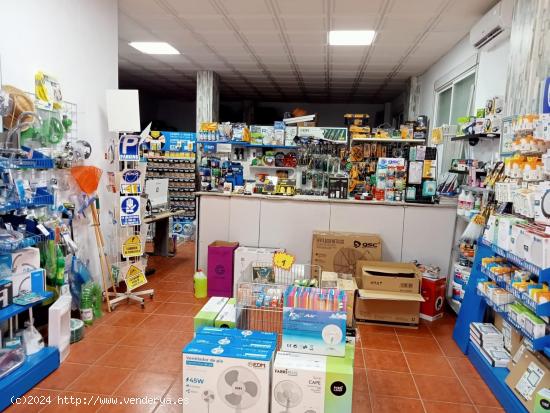 OPORTUNIDAD DE LOCAL COMERCIAL EN BURGUILLOS, SEVILLA. - SEVILLA