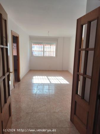 OPORTUNIDAD APARTAMENTO NUEVO A 40 M DE LA PLAYA DE LA COLONIA - MURCIA