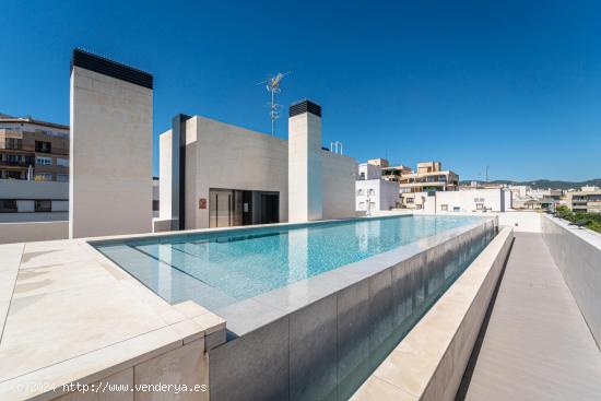 Apartamento en Santa Catalina de 2 dormitorios, terraza, piscina, trastero y parking - BALEARES