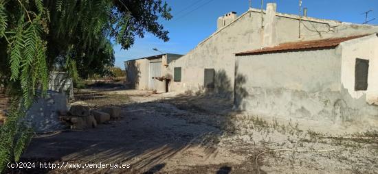 CASA CENTENARIA  EN MAITINOS - ALICANTE