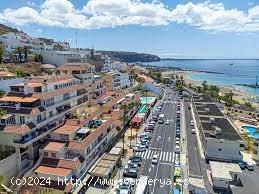 TRASPASO DE RESTAURANTE EN PRIMERA LINEA PLAYA DE LOS CRISTIANOS - SANTA CRUZ DE TENERIFE