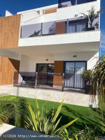 COMPLEJO RESIDENCIAL DE OBRA NUEVA EN PILAR DE LA HORADADA - ALICANTE