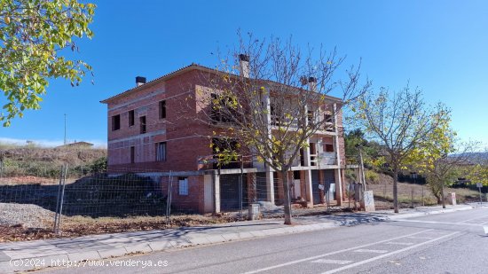 Unifamiliar adosada en venta  en Moià - Barcelona