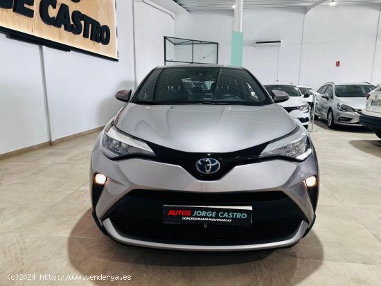 Toyota C-HR 1.8 125H ACTIVE E-CVT berlina 90kW 122CV Automático 122cv - Utrera