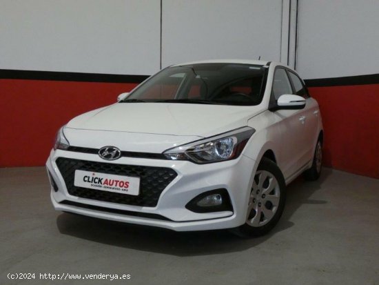 Hyundai i20 1.2 MPI 75CV Essence LE - Riba-roja del turia