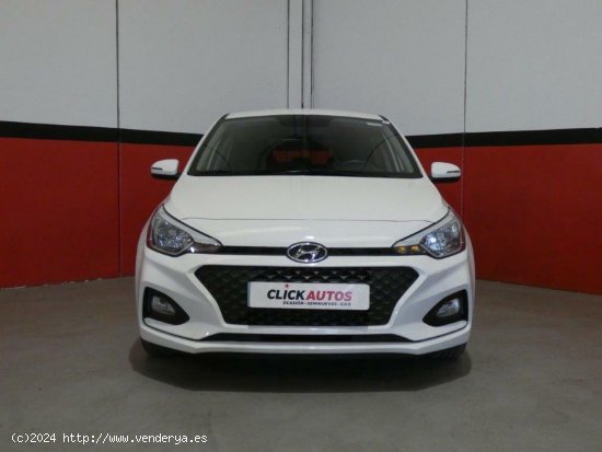 Hyundai i20 1.2 MPI 75CV Essence LE - Riba-roja del turia