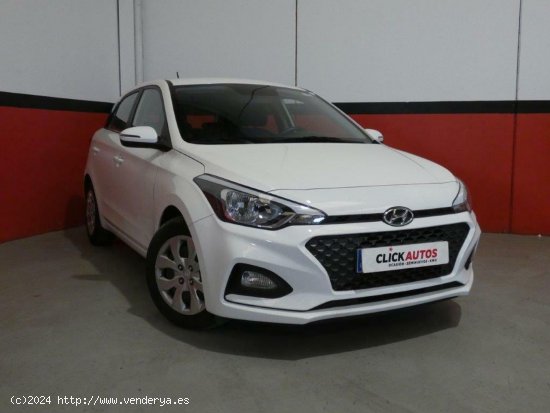 Hyundai i20 1.2 MPI 75CV Essence LE - Riba-roja del turia