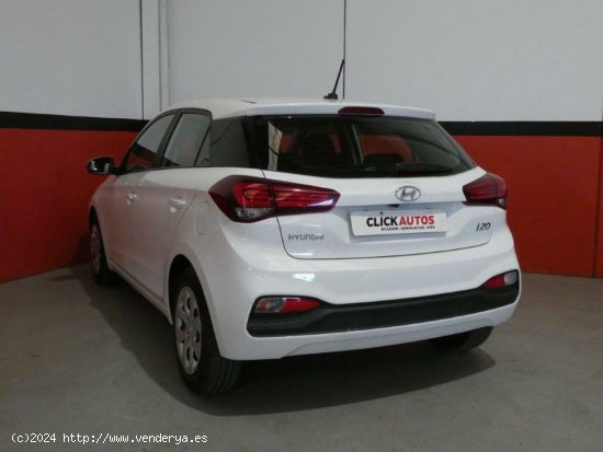 Hyundai i20 1.2 MPI 75CV Essence LE - Riba-roja del turia