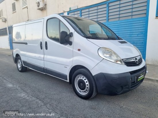 Opel Vivaro 2.0 cdti l2 h1 de 2010 con 158.000 Km por 6.800 EUR. en Sevilla