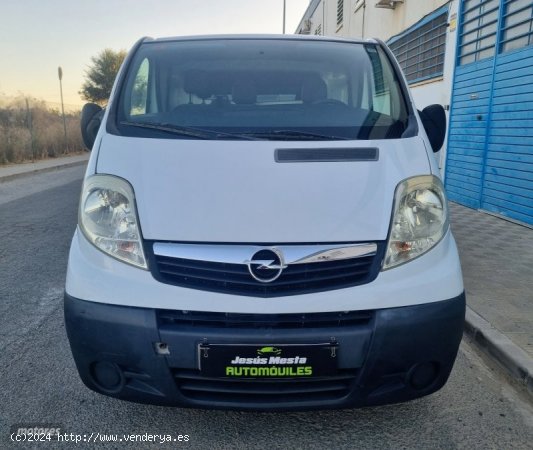 Opel Vivaro 2.0 cdti l2 h1 de 2010 con 158.000 Km por 6.800 EUR. en Sevilla