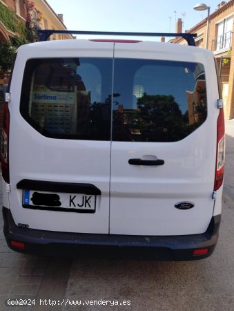 Ford Transit Connect van corta ft220 1.5 tdci 120cv de 2022 con 140.000 Km por 13.000 EUR. en Barcel