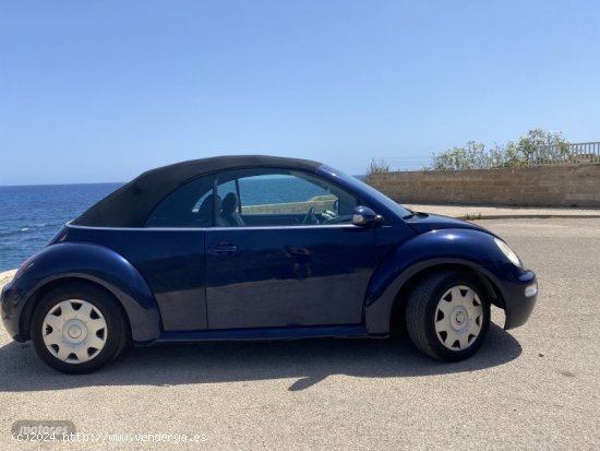 Volkswagen New Beetle 1.6 de 2003 con 138.000 Km por 4.800 EUR. en Baleares