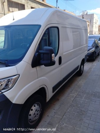 Citroen Jumper znnieHDI 6v furgon 33l2h2 de 2019 con 150.000 Km por 17.500 EUR. en Barcelona