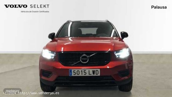 Volvo XC40 1.5 T5 RECHARGE R-DESIGN DCT 262 5P de 2022 con 20.550 Km por 37.995 EUR. en Valladolid