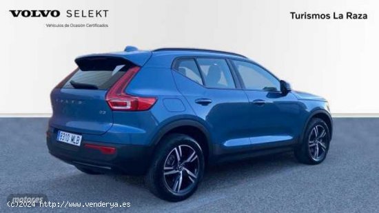 Volvo XC40 todoterreno 2.0 B3 PLUS DARK AUTO 163 5P de 2023 con 21.312 Km por 36.900 EUR. en Sevilla