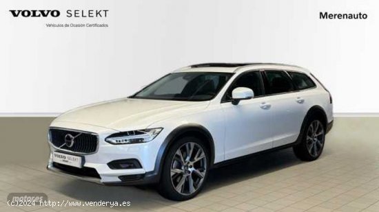 Volvo V 90 2.0 B4 AWD D ULTIMATE AUTO 197 5P de 2022 con 26.142 Km por 52.500 EUR. en A Coruna