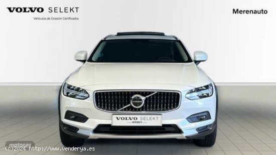 Volvo V 90 2.0 B4 AWD D ULTIMATE AUTO 197 5P de 2022 con 26.142 Km por 52.500 EUR. en A Coruna