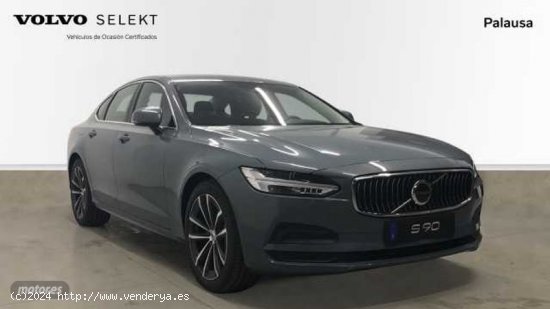 Volvo S 90 2.0 B5 D MOMENTUM PRO 4WD AUTO 235 4P de 2022 con 6.616 Km por 47.995 EUR. en Valladolid