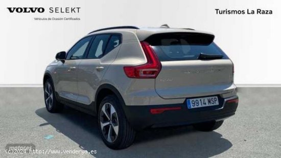 Volvo XC40 todoterreno 2.0 B3 PLUS DARK AUTO 163 5P de 2024 con 10 Km por 42.900 EUR. en Sevilla