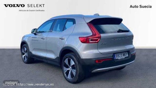 Volvo XC40 RECHARGE CORE T4 PLIG-IN HYBRID de 2023 con 13.000 Km por 40.500 EUR. en Guipuzcoa