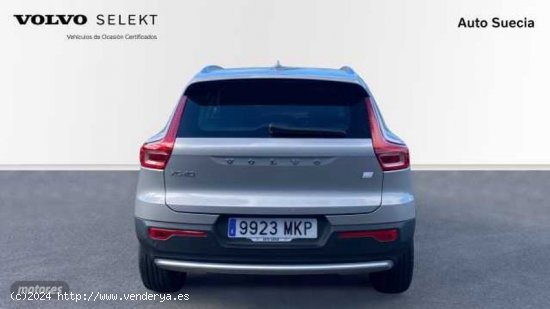 Volvo XC40 RECHARGE CORE T4 PLIG-IN HYBRID de 2023 con 13.000 Km por 40.500 EUR. en Guipuzcoa