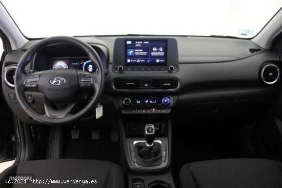 Hyundai Kona 1.0 TGDI Maxx 4x2 de 2023 con 19.373 Km por 18.990 EUR. en Girona