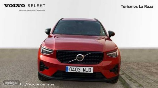 Volvo XC40 TODOTERRENO 2.0 B3 PLUS DARK AUTO 163CV 5P de 2023 con 22.760 Km por 36.600 EUR. en Sevil