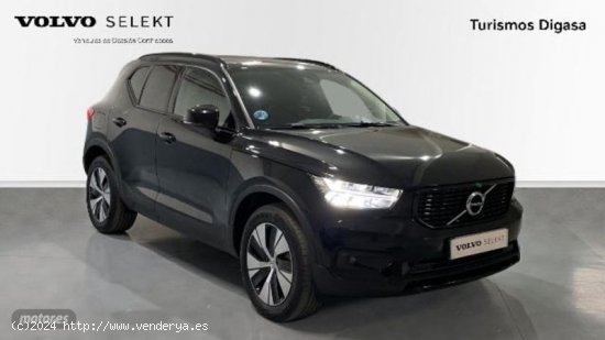 Volvo XC40 XC40 T5 TWIN RECHARGE R-DESIGN/EXPRESSION TECHO SOLAR de 2020 con 23.794 Km por 39.900 EU