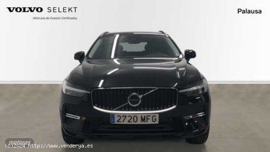 Volvo XC 60 2.0 B4 D CORE AUTO 197 5P de 2023 con 25.500 Km por 41.995 EUR. en Valladolid