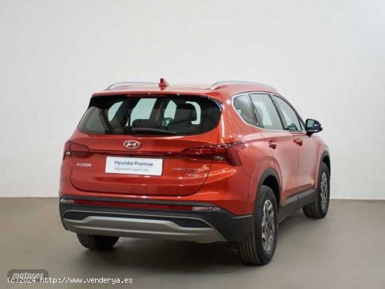 Hyundai Santa Fe Santa Fe 1.6TGDI HEV Klass 7pl 2WD 6AT de 2021 con 32.950 Km por 35.990 EUR. en Cad