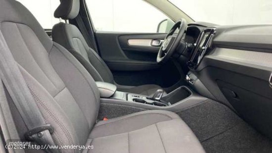 Volvo XC40 Momentum Pro, T3 automatico de 2021 con 87.671 Km por 29.000 EUR. en Guipuzcoa