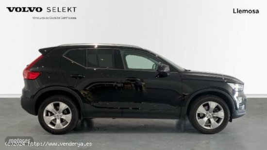 Volvo XC40 1.5 T2 MOMENTUM CORE AUTO 129 5P de 2021 con 60.000 Km por 26.900 EUR. en Lleida