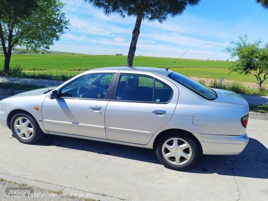 Nissan Primera SE de 1996 con 312.400 Km por 1.200 EUR. en Madrid