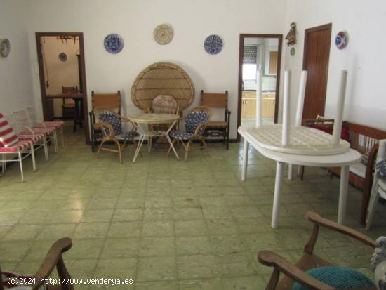 SE VENDE CHALET EN ASPE - ALICANTE