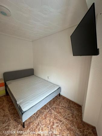 PISO DE 4 DORMITORIOS  PARA ENTRAR A VIVIR - ALICANTE