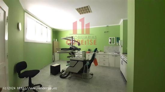  CLÍNICA DENTAL CON LABORATORIO PROTÉSICO CERCA DEL POLÍGONO DE SAN CIBRAO DAS VIÑAS - ORENSE 