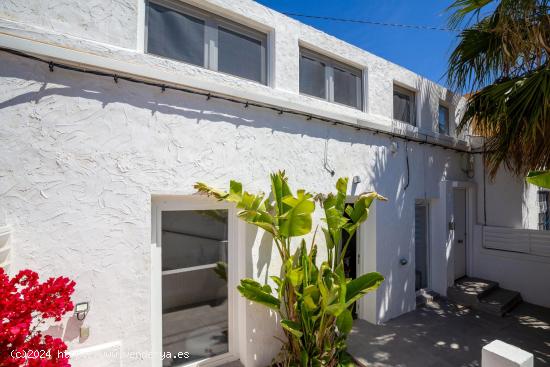 CASA EN LA MARINA JUNTO AL MAR, HAZ TU SUEÑO REALIDAD - ALICANTE