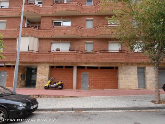 LOCAL EN VENTA EN SANT JOAN DE VILATORRADA – C/RAFAEL DE CASANOVA - BARCELONA