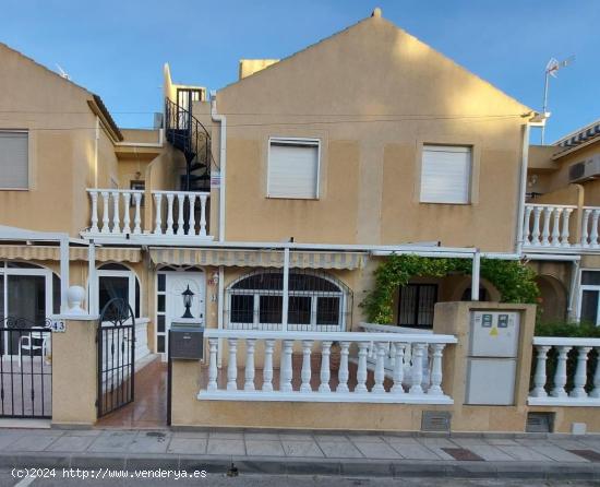  BUNGALOW EN PUNTA PRIMA, A 300 M PLAYA - ALICANTE 