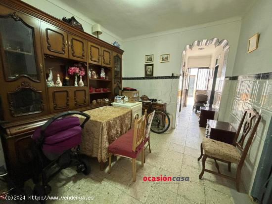 CASA CON TEJADO NUEVO A LA VENTA - CORDOBA