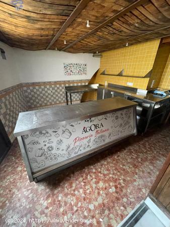 SE VENDE O SE ALQUILA BAR - RESTAURANTE EN ZONA CENTRO DE ARCOS - CADIZ