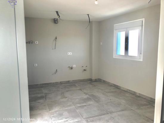 SE VENDE APARTAMENTO EN ZONA DEL CASCO ANTIGUO - CADIZ