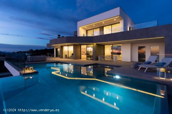 Villa de lujo de reciente construcción con vistas panorámicas - ALICANTE