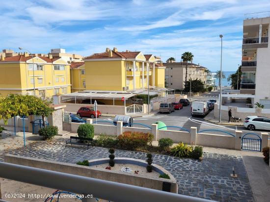  Duplex en zona Santiago Bernabeu , a dos calles del paseo , zonas comunes ajardinadas. - ALICANTE 