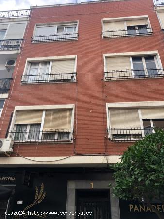 Piso en venta en plaza Miguel Martin, Algeciras, Cádiz - CADIZ