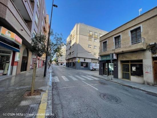 Local situado en  centro histórico de Gandia, en perfecta ubicación, - VALENCIA