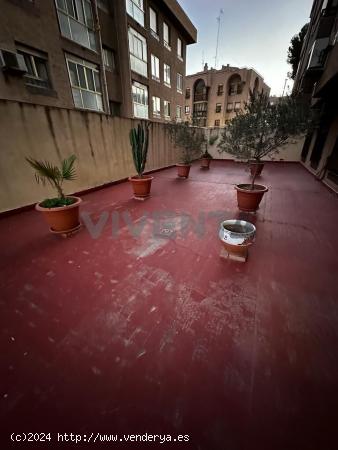 FANTASTICO PISO CON TERRAZA EN EL BARRIO DE SAN ANTON - MURCIA