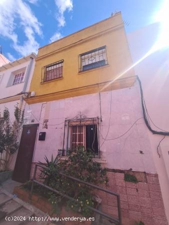 VIVIENDA PARA REFORMAR EN BAJADILLA - CADIZ